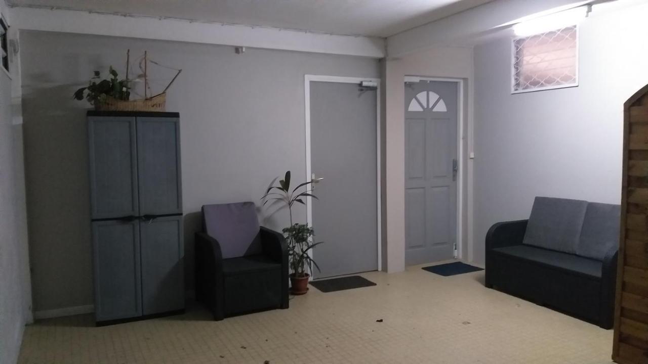 Agreable F2, Jardin, Garage, Fibre, Clim Ch Appartement Fort-de-France Buitenkant foto